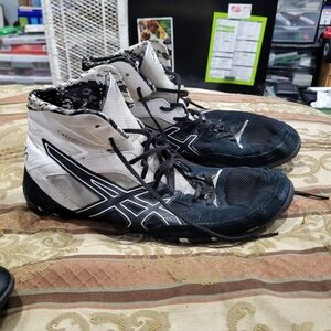 Asics Cael Sanderson v7.0 Men's Wrestling Shoes Size 13 J605Y Black White Camo